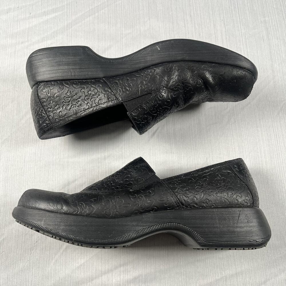 Dansko Winona Clog Women's Size 42 Black Leather Paisley Loafers 7501360200